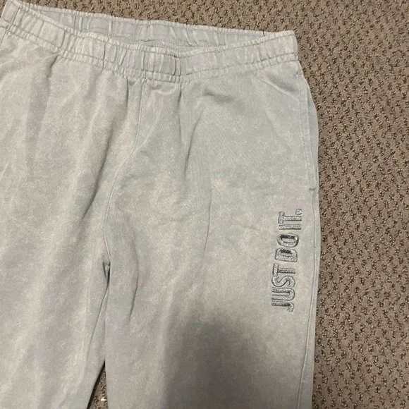 Nike Sweatpants - Picture 2 of 4